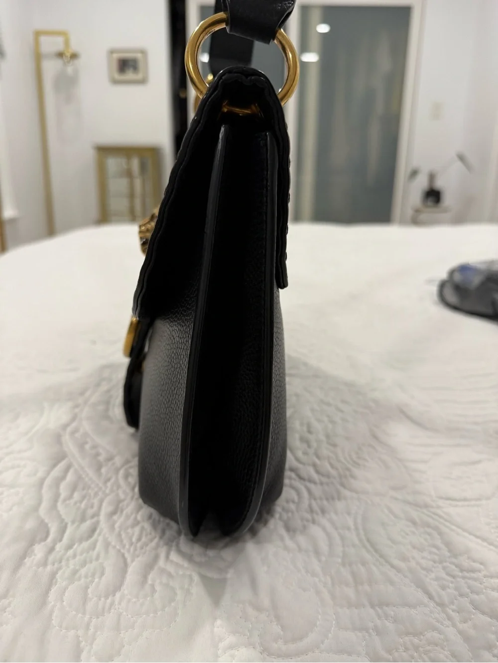 Gucci Black Leather Shoulder Bag with Gold Double G and Tiger Head